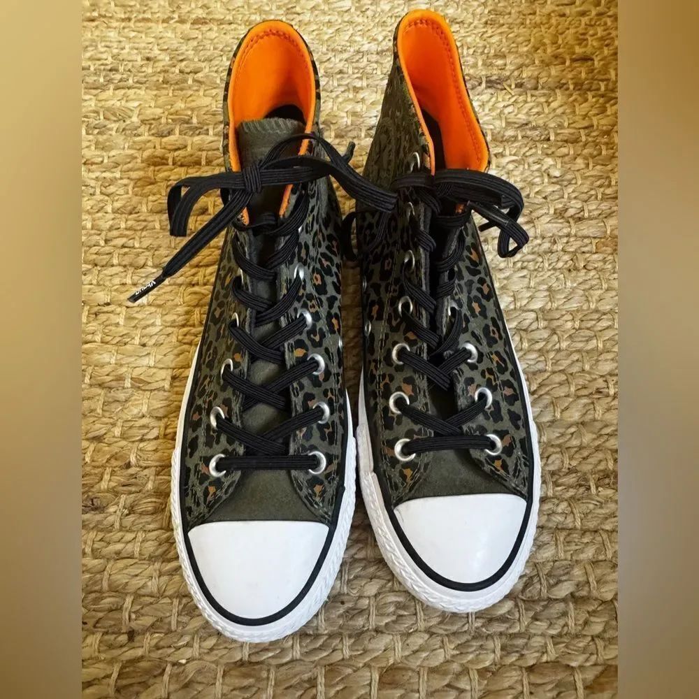 🆕🔥 Converse CONS Chuck Taylor High Tops – Leopard Print with Orange Pop! 🔥 M6 W8
